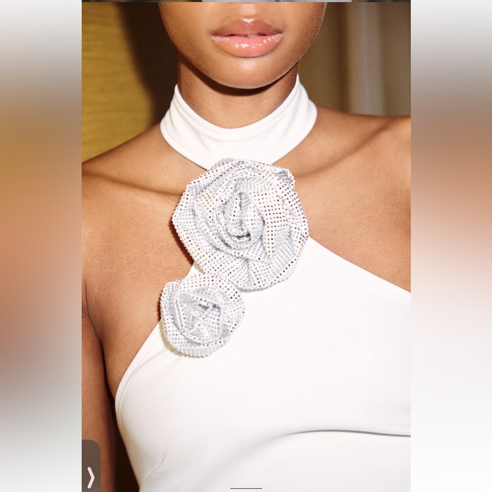 ZARA…. halter bodysuit flowers jewelry